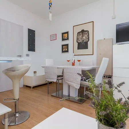 Apartment Bojana *